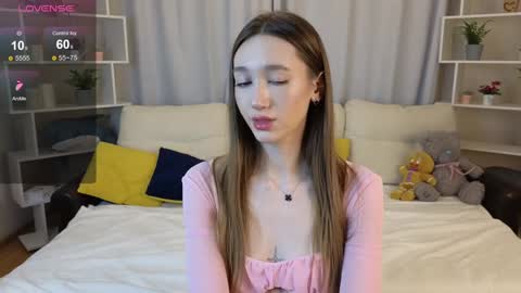 Snapshot of lolly_monica chatting on 6, 1, 2025 Monica online show from 6, 1, 2025