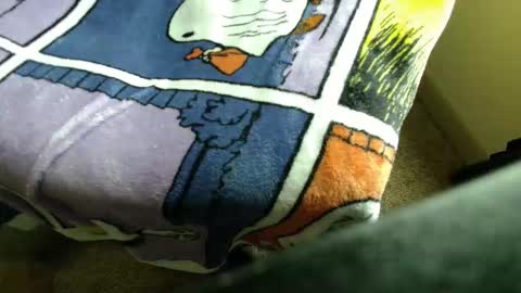 Snapshot of lololololl104079 chatting on 18, 12, 2025 lololololl104079 online show from 18, 12, 2025