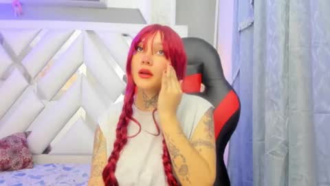 lolydolly_ online show from 8, 1, 2026