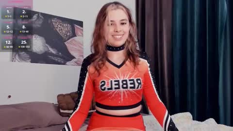 Lona online show from 7, 10, 2025