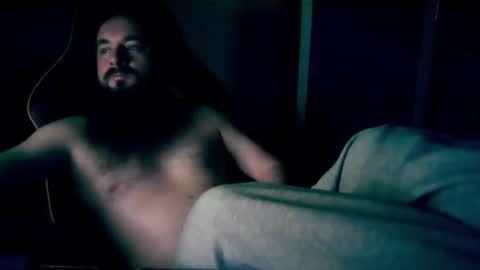 london_man1988 online show from 6, 1, 2025