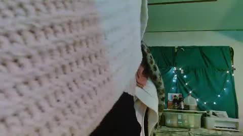 Londoncashmere69  online show from 3, 2, 2025