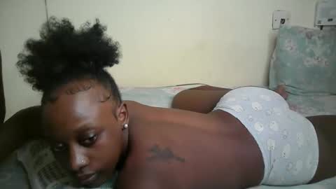Snapshot of lonybrown chatting on 29, 4, 2026 lonybrown online show from 29, 4, 2026