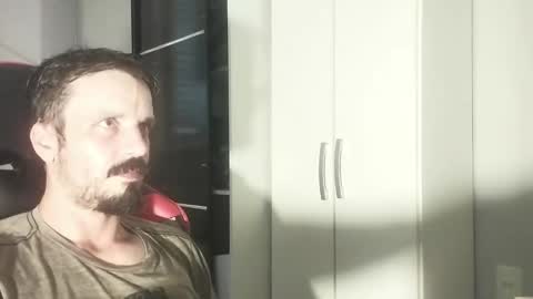 Lucas online show from 10, 2, 2025