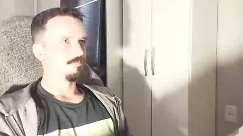 Lucas online show from 7, 10, 2025