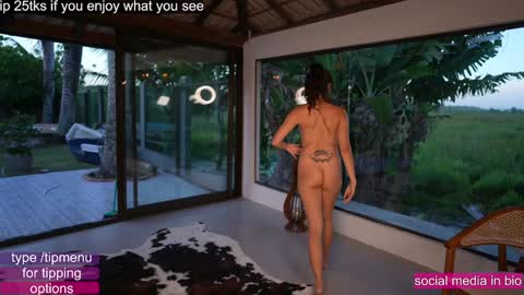 Snapshot of loollypop24 chatting on 26, 1, 2025 Chaturbatexxjessica online show from 26, 1, 2025