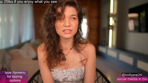 Snapshot of loollypop24 chatting on 29, 9, 2025 Chaturbatexxjessica online show from 29, 9, 2025