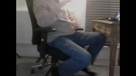 Snapshot of loose565 chatting on 29, 4, 2026 loose565 online show from 29, 4, 2026