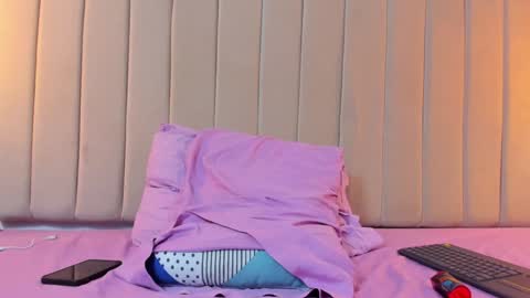 Lopera online show from 5, 2, 2025