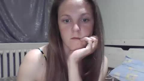 Snapshot of lora879 chatting on 7, 6, 2026 Lora online show from 7, 6, 2026
