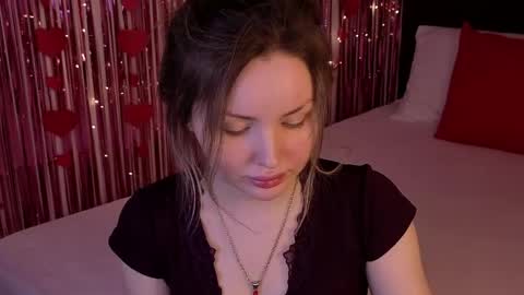 Lora online show from 29, 5, 2026