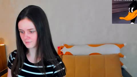 Lora Cain online show from 22, 12, 2024