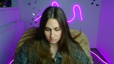 Snapshot of lora_kisses chatting on 19, 5, 2026 Lora online show from 19, 5, 2026