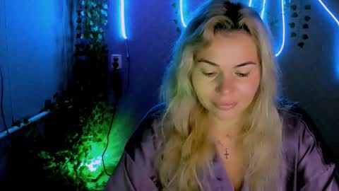 Lora online show from 11, 9, 2025