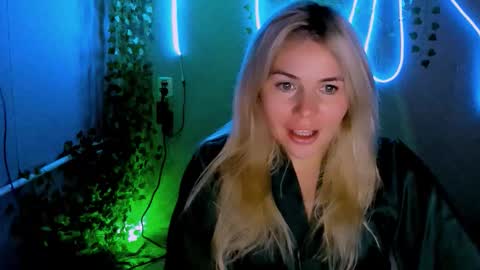 Lora online show from 15, 9, 2025