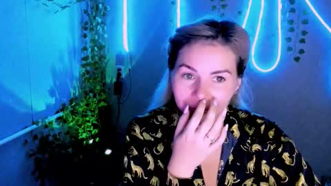 Lora online show from 25, 9, 2025