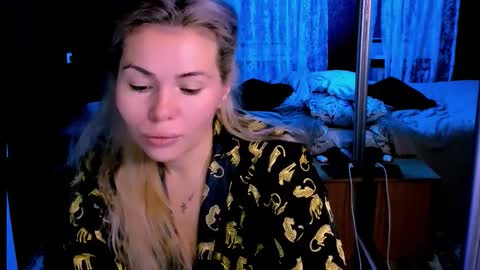 Lora online show from 27, 10, 2025