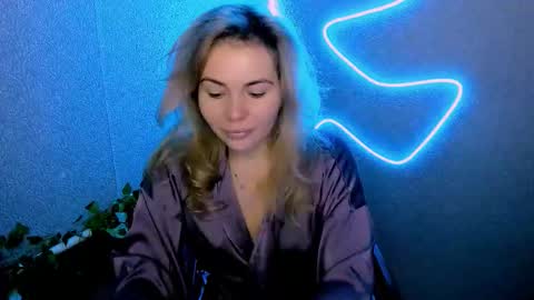 Lora online show from 23, 12, 2025