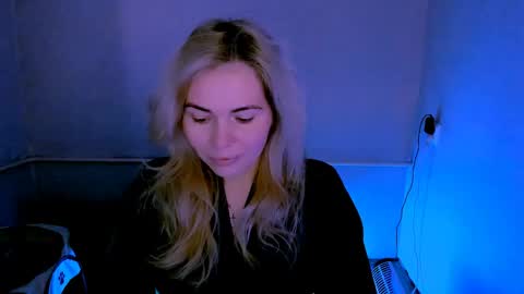 Lora online show from 17, 4, 2026