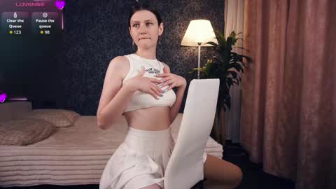 Snapshot of loradarter chatting on 11, 10, 2025 Lora online show from 11, 10, 2025