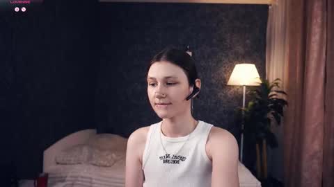 Snapshot of loradarter chatting on 8, 11, 2025 Lora online show from 8, 11, 2025