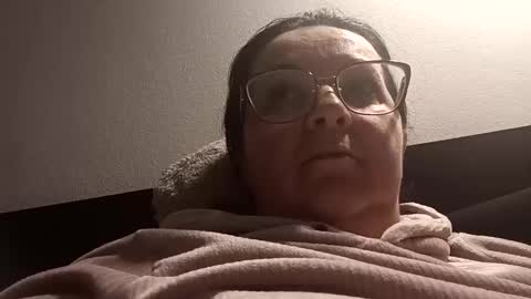 Snapshot of loraflame chatting on 4, 12, 2024 Lora online show from 4, 12, 2024