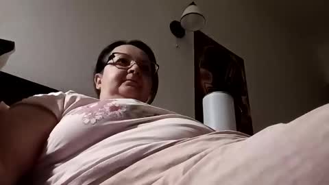 Snapshot of loraflame chatting on 3, 1, 2025 Lora online show from 3, 1, 2025