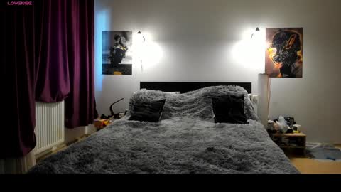 Snapshot of loraflame chatting on 5, 1, 2025 Lora online show from 5, 1, 2025