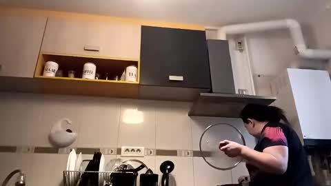 Snapshot of loraflame chatting on 5, 1, 2025 Lora online show from 5, 1, 2025