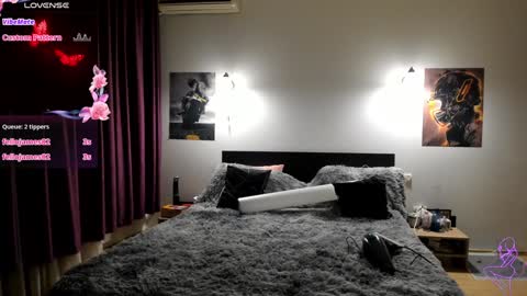 Snapshot of loraflame chatting on 9, 1, 2025 Lora online show from 9, 1, 2025