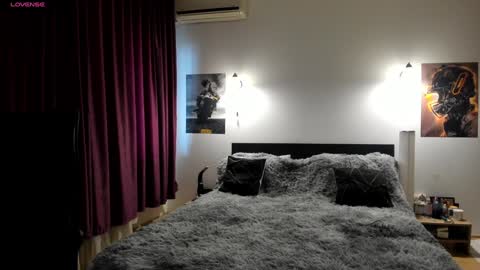 Snapshot of loraflame chatting on 12, 1, 2025 Lora online show from 12, 1, 2025