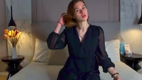 Snapshot of lorapuffs chatting on 26, 10, 2025 Lora online show from 26, 10, 2025