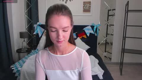 Snapshot of lorasunny chatting on 28, 9, 2025 Ur sensual Lora online show from 28, 9, 2025