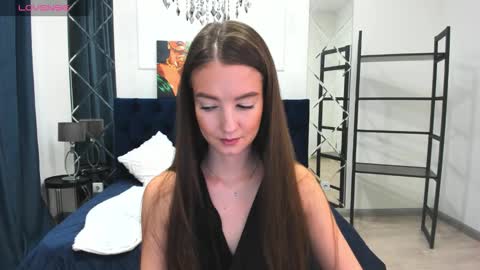 Snapshot of lorasunny chatting on 19, 11, 2025 Ur sensual Lora online show from 19, 11, 2025