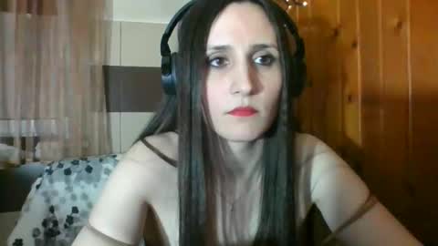 lore28love online show from 27, 2, 2026