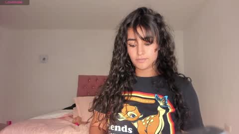 lore_rey online show from 6, 1, 2025