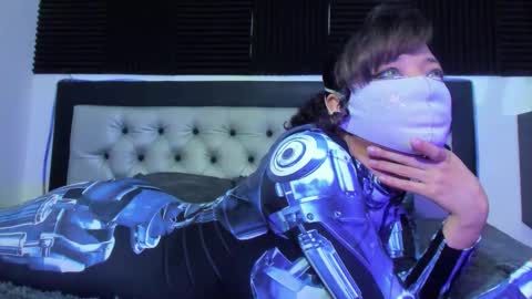 Lore Depp online show from 12, 9, 2025