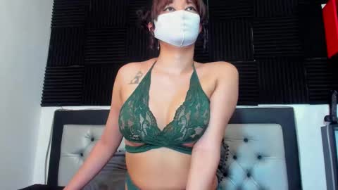 Lore Depp online show from 13, 9, 2025