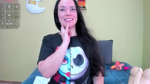 Loren Grey online show from 4, 10, 2025