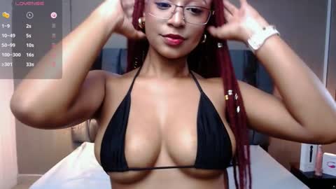 Snapshot of lorena_vieira_ chatting on 22, 12, 2024 Lorena Vieira  online show from 22, 12, 2024