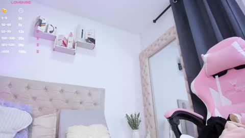 Lorena online show from 10, 10, 2025