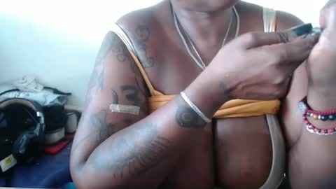 Snapshot of loretybighot chatting on 28, 1, 2025 loretybighot online show from 28, 1, 2025