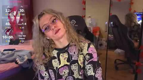 Snapshot of lori_myaf chatting on 24, 9, 2025 Lori ----------------------------------- online show from 24, 9, 2025