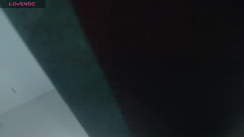 loriiiany online show from 18, 4, 2026