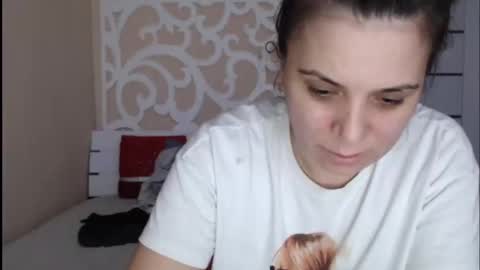 LorraGrey online show from 1, 2, 2025