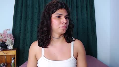 Snapshot of lorraine_baker chatting on 17, 12, 2024 Lorraine online show from 17, 12, 2024