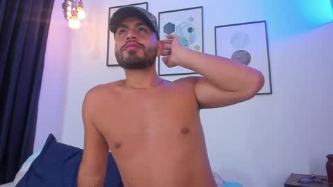 Snapshot of los_juanes chatting on 9, 1, 2025 JUAN  JUAN online show from 9, 1, 2025