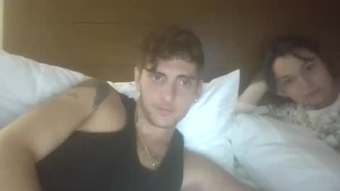 LosRompeCamera online show from 31, 10, 2025