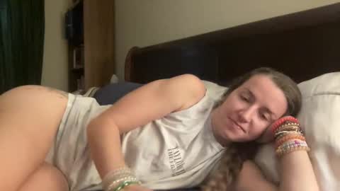 Snapshot of lothlori chatting on 17, 11, 2025 lothlori online show from 17, 11, 2025