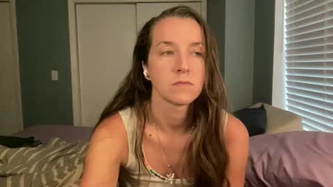 lothlori online show from 11, 6, 2026